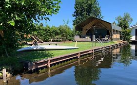 Glamping aan de Plas